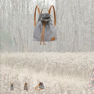 the “I’ve seen this film before” bucket bag